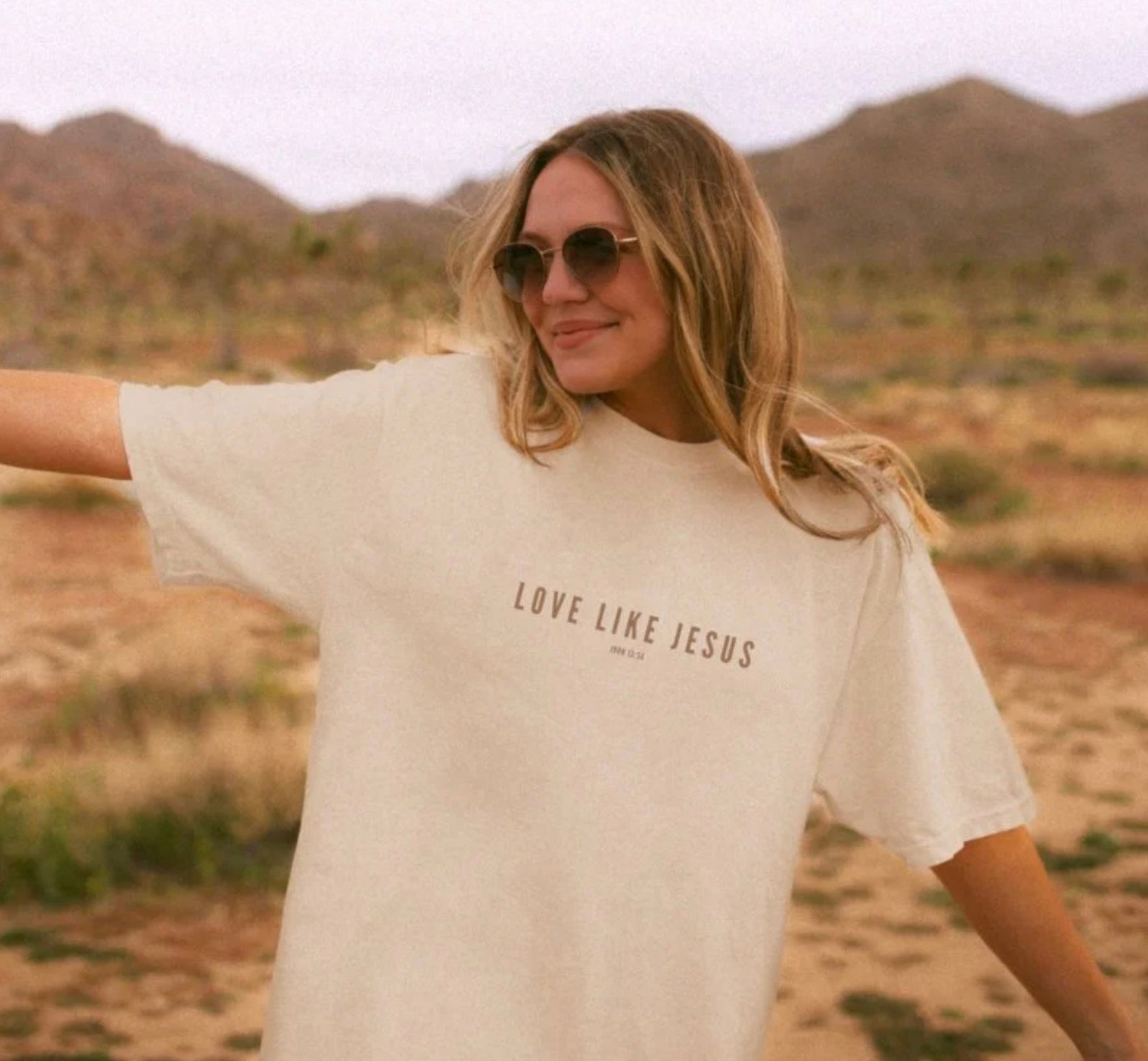 Dear Person Behind Me Unisex Tee